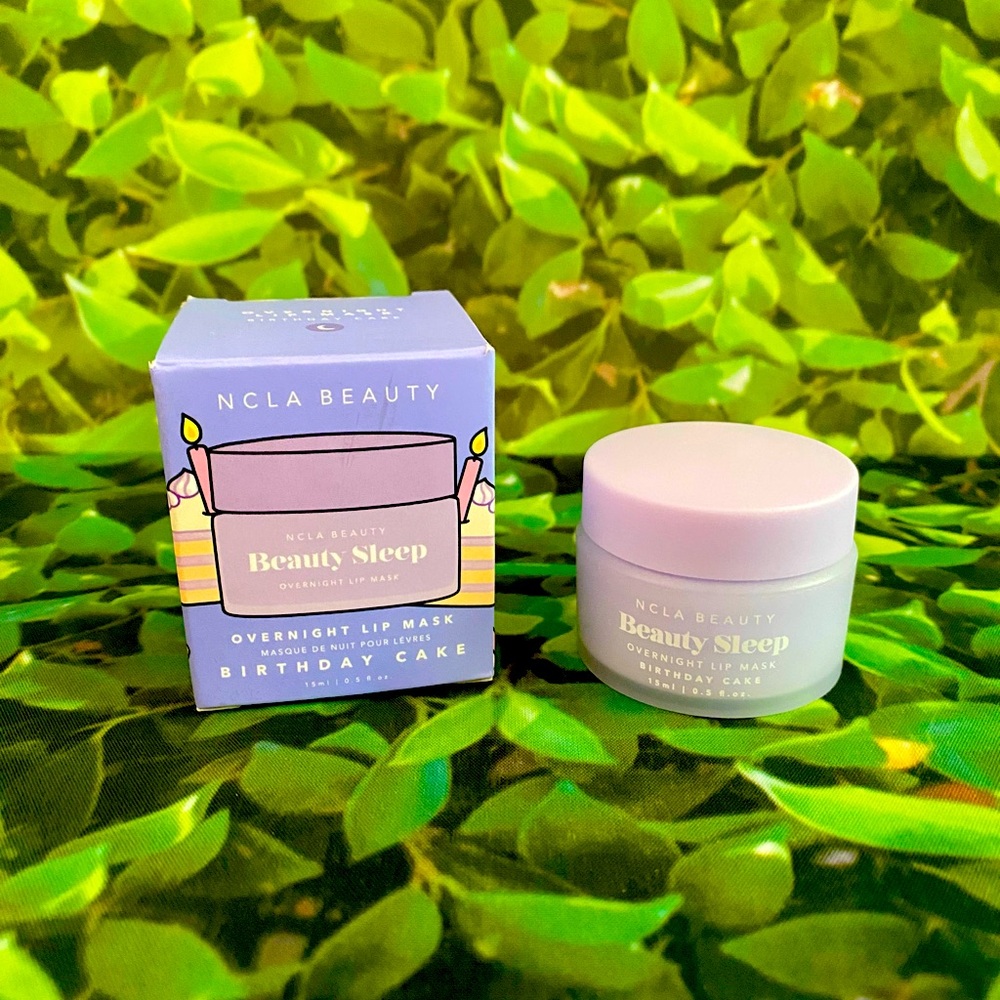 NCLA BEAUTY Birthday Cake Lip Mask
